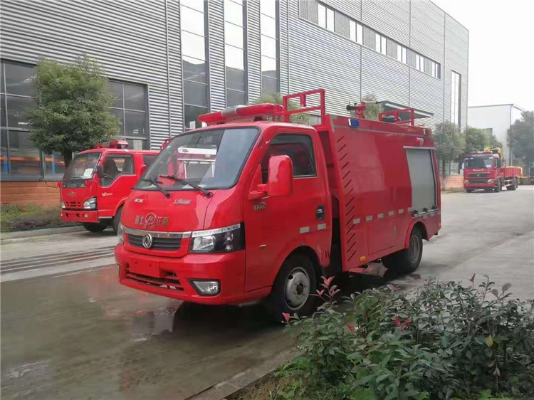 东风途逸1.5吨水罐消防车​，单排小型水罐消防车